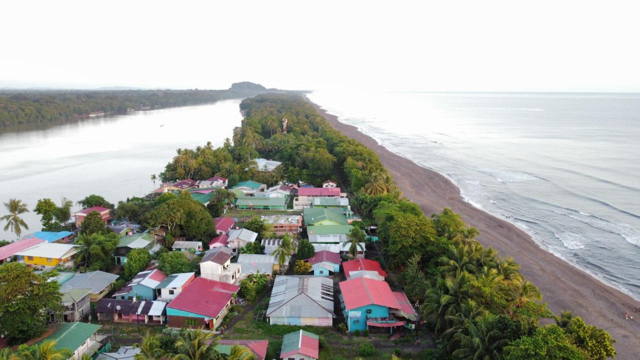 Hostel Tortuguero 7Backpackers Exterior foto